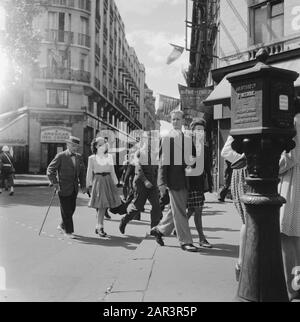 Trafic de tabac à la frontière entre les Pays-Bas et la Belgique (commerce noir) seconde Guerre mondiale, commerce Date : août 1945 mots clés : commerce, seconde Guerre mondiale Banque D'Images