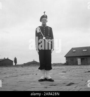 Gardes en uniformes de gala. 1 Hunter Date : 9 Septembre 1948 Mots Clés : Chasseurs Banque D'Images