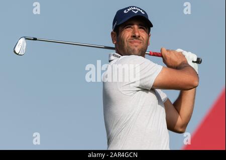 Dubaï, Émirats arabes Unis. 26 janvier 2020. Adrian Otaegui, d'Espagne, en action au quatrième trou du dernier tour lors du PGA European Tour Dubai Desert Classic au Emirates Golf Club, Dubaï, Émirats arabes Unis, le 26 janvier 2020. Photo De Grant Winter. Utilisation éditoriale uniquement, licence requise pour une utilisation commerciale. Aucune utilisation dans les Paris, les jeux ou une seule publication de club/ligue/joueur. Crédit: Uk Sports Pics Ltd/Alay Live News Banque D'Images