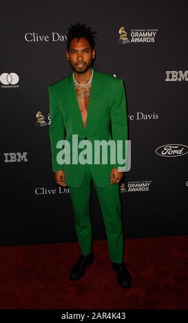 Beverly HILLS, CALIFORNIE - 25 JANVIER: Miguel assiste au Gala pré-GRAMMY et au GRAMMY Salute to Industry Icons à l'hôtel Beverly Hilton le 25 janvier 2020 à Beverly Hills, Californie. Photo: Crash/imageSPACE/MediaPunch Banque D'Images