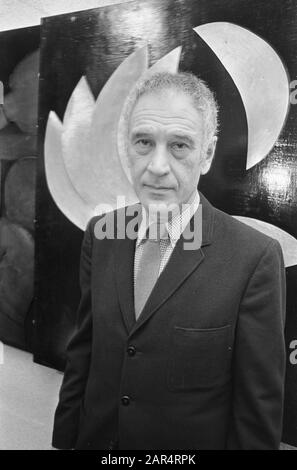 Exposition D'André François Au Musée Stedelijk Date: 23 Février 1967 Lieu: Amsterdam, Noord-Holland Mots Clés: Expositions, Musées Personnalité: André Francois Nom De L'Institution: Stedelijk Museum Banque D'Images