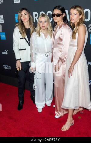 Cristal Ramirez (l-r), Katie Henderson, Alisa Ramirez et McKenna Petty des Aces assistent à Roc Nation le brunch dans une résidence privée à Los Angeles, Californie, États-Unis, le 25 janvier 2020. | utilisation dans le monde entier Banque D'Images