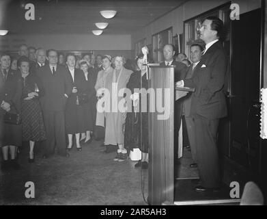 Lancement du chasseur de sous-marins Groningue Date: 9 janvier 1954 mots clés: Lancement, chasseurs de sous-marins Nom personnel: Groningue Banque D'Images