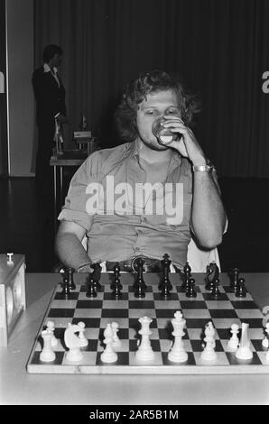 IBM Chess Tournament, Last Round; Miles on Move (close) Date: 16 juillet 1977 mots clés: Chess institution Nom: IBM Chess Tournament Banque D'Images