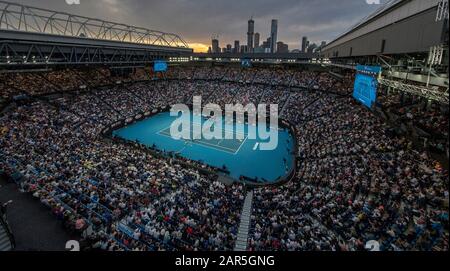 Melbourne, Ashleigh Barty d'Australie et Alison Riske des États-Unis au championnat australien de tennis Open à Melbourne. 26 janvier 2020. La photo prise le 26 janvier 2020 montre la vue générale du quatrième match rond des femmes célibataires entre Ashleigh Barty d'Australie et Alison Riske des États-Unis lors du championnat australien de tennis Open à Melbourne, en Australie, le 26 janvier 2020. Crédit: Bai Xuefei/Xinhua/Alay Live News Banque D'Images