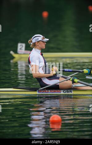 Lucerne, SUISSE. GBR W1X, Sarah WINCKLESS, s'éloigne du début, à la régate de la coupe du monde FISA 2008, ronde 2. Lac Rotsee, Le Jeudi 30/05/2008. [Crédit Obligatoire: Peter Spurrier/Intersport Images] Régate Internationale De Lucerne. Banque D'Images