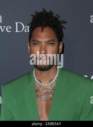 Miguel marchant le tapis rouge au Gala pré-Grammy 2020 de Clive Davis qui s'est tenu à l'hôtel Beverly Hilton le 25 janvier 2020 à Los Angeles, Californie États-Unis (photo de Parisa Afsahi/Sipa USA) Banque D'Images