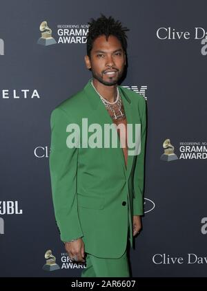 Miguel marchant le tapis rouge au Gala pré-Grammy 2020 de Clive Davis qui s'est tenu à l'hôtel Beverly Hilton le 25 janvier 2020 à Los Angeles, Californie États-Unis (photo de Parisa Afsahi/Sipa USA) Banque D'Images