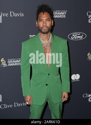 Miguel marchant le tapis rouge au Gala pré-Grammy 2020 de Clive Davis qui s'est tenu à l'hôtel Beverly Hilton le 25 janvier 2020 à Los Angeles, Californie États-Unis (photo de Parisa Afsahi/Sipa USA) Banque D'Images