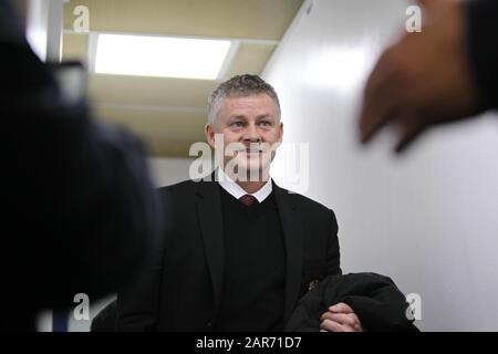 Birkenhead, Royaume-Uni. 26 janvier 2020. Ole Gunnar Solskjaer, responsable de Manchester United, arrive avant le quatrième match de la FA Cup entre Tranmere Rovers et Manchester United au parc de Prenton le 26 janvier 2020 à Birkenhead, en Angleterre. (Photo de Richard Ault/phcimages.com) crédit : Images PHC/Alay Live News Banque D'Images