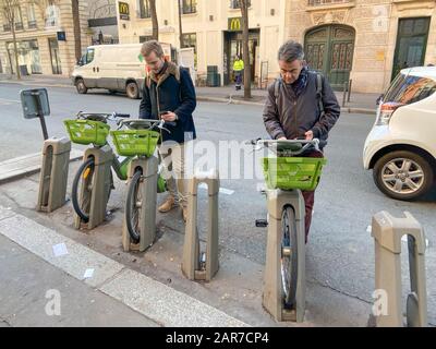 VELIB À PARIS Banque D'Images