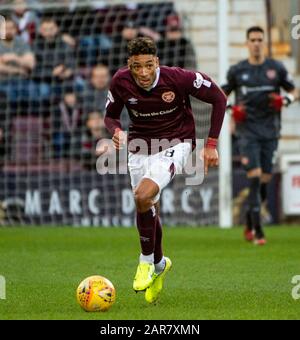 Ladbrokes Scottish Premierhierhip - Coeur De Midlothian V Rangers. Tynecastle Park, Édimbourg, Midlothian, Royaume-Uni. 26 janvier 2020. Pic montre: Le milieu central du cœur, Sean Clare, sur le ballon comme Hearts joue l'hôte des Rangers dans le prémierhip écossais Ladbrokes, Tynecastle Park, Édimbourg. Crédit : Ian Jacobs/Alay Live News Banque D'Images