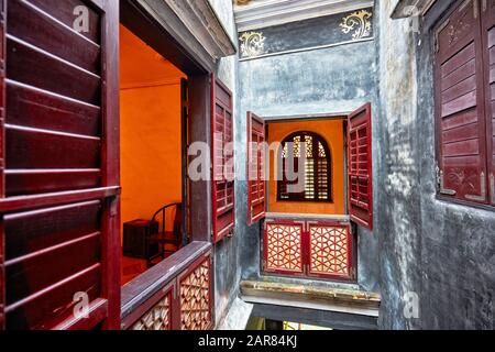 Vue intérieure de la maison du Mandarin (Casa da Cheang), maison familiale de Zheng Guanying (1842-1921). Macao, Chine. Banque D'Images