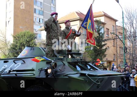 Timisoara, Timis / Roumanie - 1 décembre 2019 : Journée nationale de Roumanie, chef du défilé militaire Banque D'Images