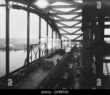 Pont d'urgence te Hedel. Voir Date : 20 Janvier 1948 Lieu : Hedel Banque D'Images