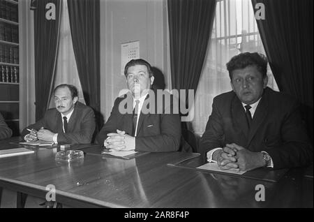 Diviser Le Parti Paysan À La Chambre Basse. Fractieberaad Bp Date: 25 Juin 1968 Lieu: Den Haag, Zuid-Holland Nom Personnel: Bp Nom De L'Établissement: Boerenpartij Banque D'Images