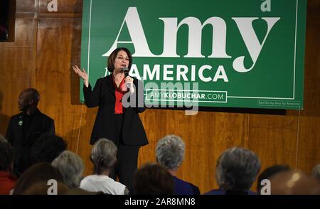 Ames, États-Unis. 26 janvier 2020. Amy Klobuchar, candidat démocrate à la présidence du Minnesota en 2020, fait des remarques lors d'une campagne à Ames, Iowa, dimanche 26 janvier 2020. Les candidats continuent de faire campagne avant les mises en garde de l'Iowa le 3 février. Photo de Mike Theiler/UPI. Crédit: Upi/Alay Live News Banque D'Images