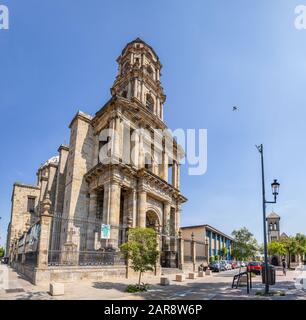 Guadalajara, Jalisco, Mexique - 23 Novembre 2019: L'Ancien Style Colonial Temple San Jose De Garcia Banque D'Images