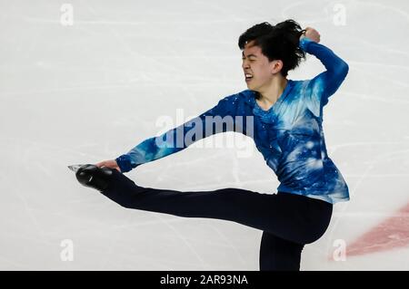 Greensboro, Caroline Du Nord, États-Unis. 26 janvier 2020. 26 janvier 2020 ''“ GREENSBORO, N.C., États-Unis - VINCENT ZHOU, de Palo Alto, Californie, rivalise avec le Patinage gratuit pour les hommes lors du championnat américain de patinage artistique de 2020 Toyota au Greensboro Coliseum. Les Championnats américains servent de compétition de qualification finale avant que le patinage artistique américain ne nomme l'équipe mondiale de patinage artistique 2020 et l'équipe de patinage artistique 2020 Des Quatre Continents. Crédit: Timothy L. Hale/Zuma Wire/Alay Live News Banque D'Images