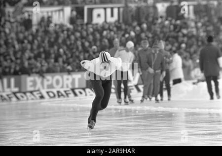 Championnats du monde de patinage (hommes) au Deventer nr. 25, 26: F.A. Maier en action Date: 16 février 1969 lieu: Deventer mots clés: Patinage, sport, championnats du monde Banque D'Images