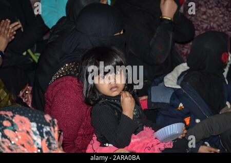 Les femmes Protestent contre CAA & NRC, Shaheen Bagh, New Delhi, Inde - 14 janvier 2020. Des centaines de mamans avec leurs enfants protestent contre la CAA et le CNRC. Banque D'Images