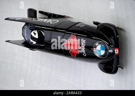 25 janvier 2020, Bavière, Schönau Am Königssee: Deux-man bobsleigh, hommes, circuit artificiellement glacé à Königssee: Justin Kripps et Cameron Stones du Canada en action. Photo: Sven Hoppe/Dpa Banque D'Images