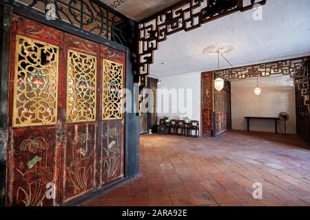 Vue intérieure de la maison du Mandarin (Casa da Cheang), maison familiale de Zheng Guanying (1842-1921). Macao, Chine. Banque D'Images