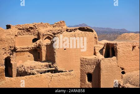 Kharanagh - Superbe village de boue vieux et abandonné dans la province de Yazd, en Iran. Banque D'Images