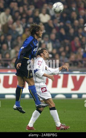 Milan Italie, 19 octobre 2002, 'G.MEAZZA SAN SIRO' Stadium, Campionato di Calcio Seria A 2002/2003, FC Inter - FC Juventus: Alessandro Del Piero et Fabio Cannavaro en action pendant le match Banque D'Images