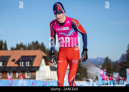 James Slimon (17) de l’équipe GB au ski de fond Classique pour hommes de 10 km lors des Jeux Olympiques de la Jeunesse de Lausanne 2020 le 21 janvier 2020. Banque D'Images