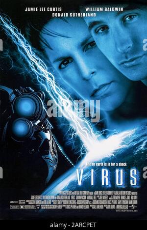 Virus (1999) dirigé par John Bruno et mettant en vedette Jamie Lee Curtis, Donald Sutherland et William Baldwin. Adapté d'un livre Comic de Dark Horse ; un remorqueur américain découvre un navire de communication et de recherche russe abandonné qui a été repris par une intelligence étrangère. Banque D'Images