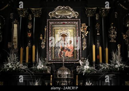 Pologne, Czestochowa - 21 janvier 2020: Monastère de Jasna Gora: La Merveilleuse image de la Vierge noire de Czestochowa (Notre-Dame de Czestochowa) Banque D'Images