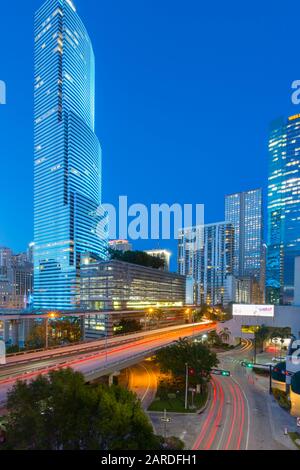 Vue Sur Le Centre-Ville De Miami Depuis La Station Metrorail, Miami, Floride, États-Unis D'Amérique, Amérique Du Nord Banque D'Images