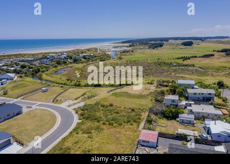 Photo en grand angle de la célèbre plage d'Otaki à New Zélande Banque D'Images