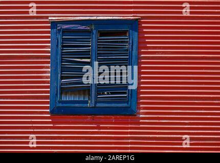 Des scènes colorées de rue de Caminto à la Boca, le plus ancien quartier de classe ouvrière de Buenos Aires, en Argentine. Banque D'Images