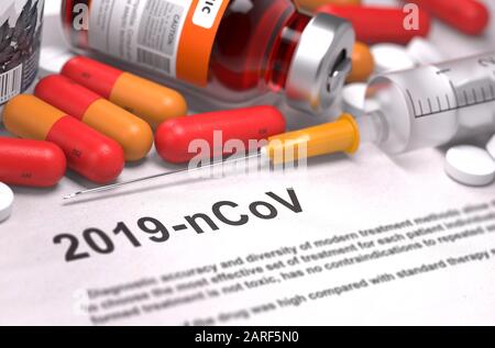 2019-nCoV - Diagnostic Imprimé avec texte Flou. Sur Le Contexte De La Composition Des Médicaments - Pilules Rouges, Injections Et Seringue. Rendu tridimensionnel. Banque D'Images