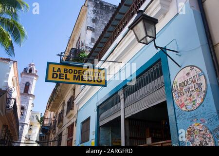 Sign, La Bodeguita Del Medio Restuarant And Bar, Vieille Ville, Site Classé Au Patrimoine Mondial De L'Unesco, La Havane, Cuba, Antilles, Amérique Centrale Banque D'Images