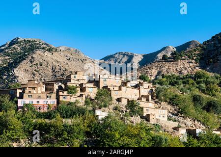 Village de montagne dans la vallée de Panjshir, Afghanistan, Asie Banque D'Images