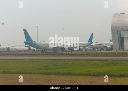 Garuda Indonesia Airbus A330-941néo PK-GHG à l'installation de maintenance GMF AeroAsia Banque D'Images