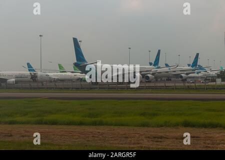 Garuda Indonesia Airbus A330-941néo PK-GHG à l'installation de maintenance GMF AeroAsia Banque D'Images