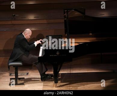 EMILE NAOUMOFF SALLE DE CONCERT GAVEAU Banque D'Images