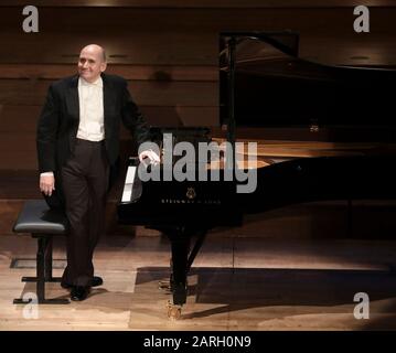 EMILE NAOUMOFF SALLE DE CONCERT GAVEAU Banque D'Images