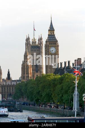 Big Ben au Palais de Westminster, Londres, Angleterre. Banque D'Images