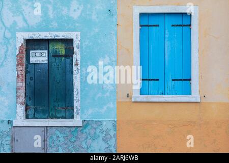 Les maisons colorées de Burano, Venice Lagoon, Venise Italie Banque D'Images