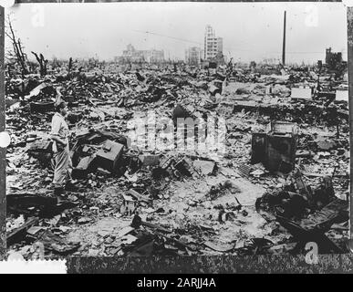 Hirosjima il y a 15 ans après le bombardement atomique Date : 2 août 1960 lieu : Hiroshima mots clés : bombardement atomique Banque D'Images
