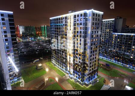 Construction d'une nouvelle zone résidentielle sur l'île de Vasilyevsky à Saint-Pétersbourg, en Russie Banque D'Images