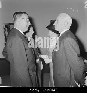 Trois hommes d'Aldermen ont dit au revoir, Steinmetz, Van t Hull e In t Veld Date: 3 septembre 1962 mots clés: Feeders, ALDERS Nom du personnage: Hull van T., In T. Veld Banque D'Images