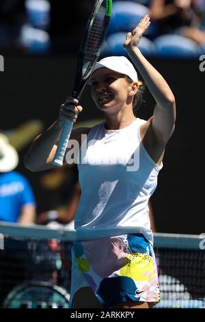 Melbourne, Australie. 29 janvier 2020. Simona Halep, de Roumanie, a vaincu Anet Kontaveit de, Estonie., . au Melbourne Park, Melbourne, Australie, le 29 janvier 2020. Photo De Peter Dovgan. Crédit: Uk Sports Pics Ltd/Alay Live News Banque D'Images