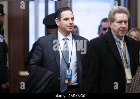 Washington, DC, États-Unis. 28 janvier 2020. 28 janvier 2020 - Washington, DC, États-Unis: .TONY SAYEGH arrive au procès de destitution du Sénat. Crédit: Michael Brochstein/Zuma Wire/Alay Live News Banque D'Images