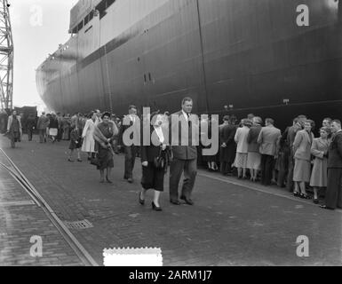 Lancement du navire de Russie OGB Date : 10 octobre 1953 mots clés : lancement, navires Banque D'Images